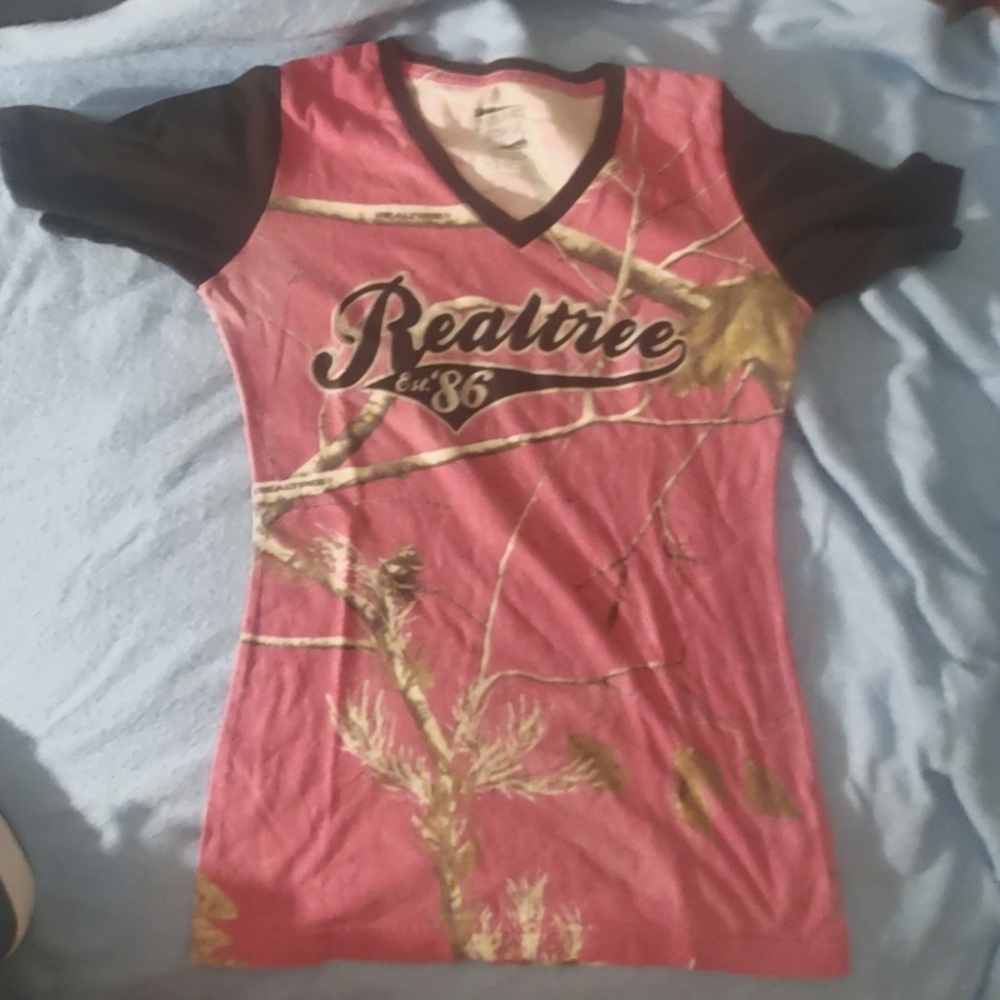 Realtree small women tshirt